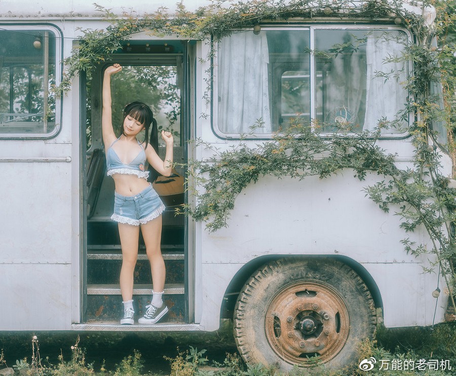 如何在线找到蠢沫沫的图片？大巴车如何巧妙遮阳？-清美唯艺
