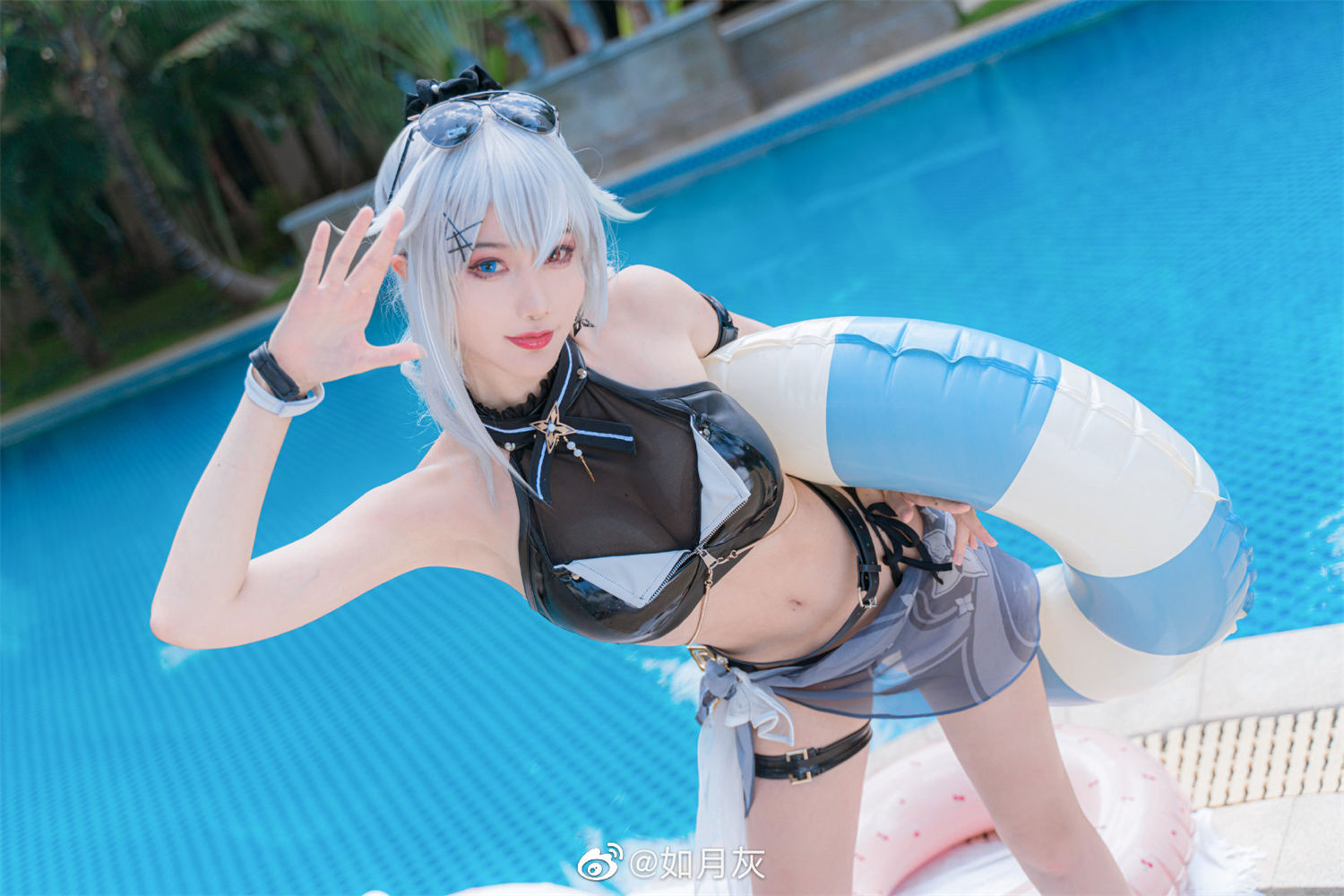 月灰演绎觅影国常立，假日里的女武士魅力如何尽享？-清美唯艺