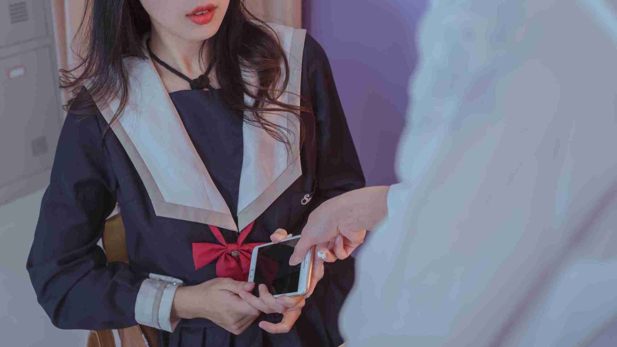 图片[13]-云溪溪COS图集赏析：双人教室中的趣味互动与亮点揭秘-清美唯艺